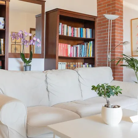 By Elbasummer Appartement