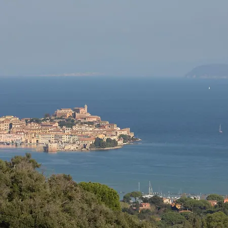 By Elbasummer * Портоферрайо