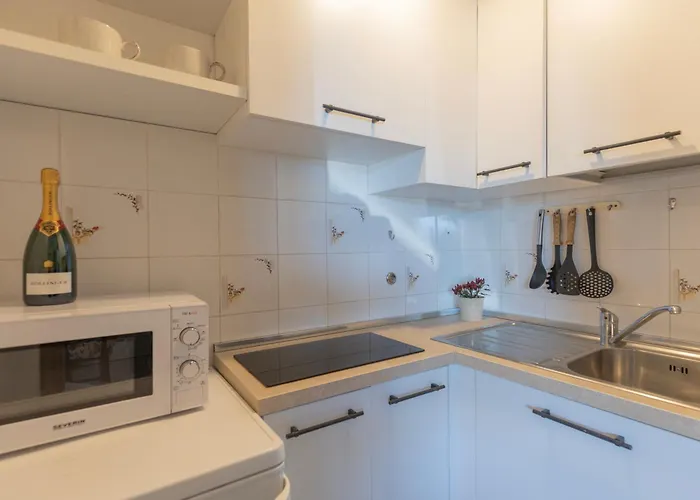 By Elbasummer * Portoferraio